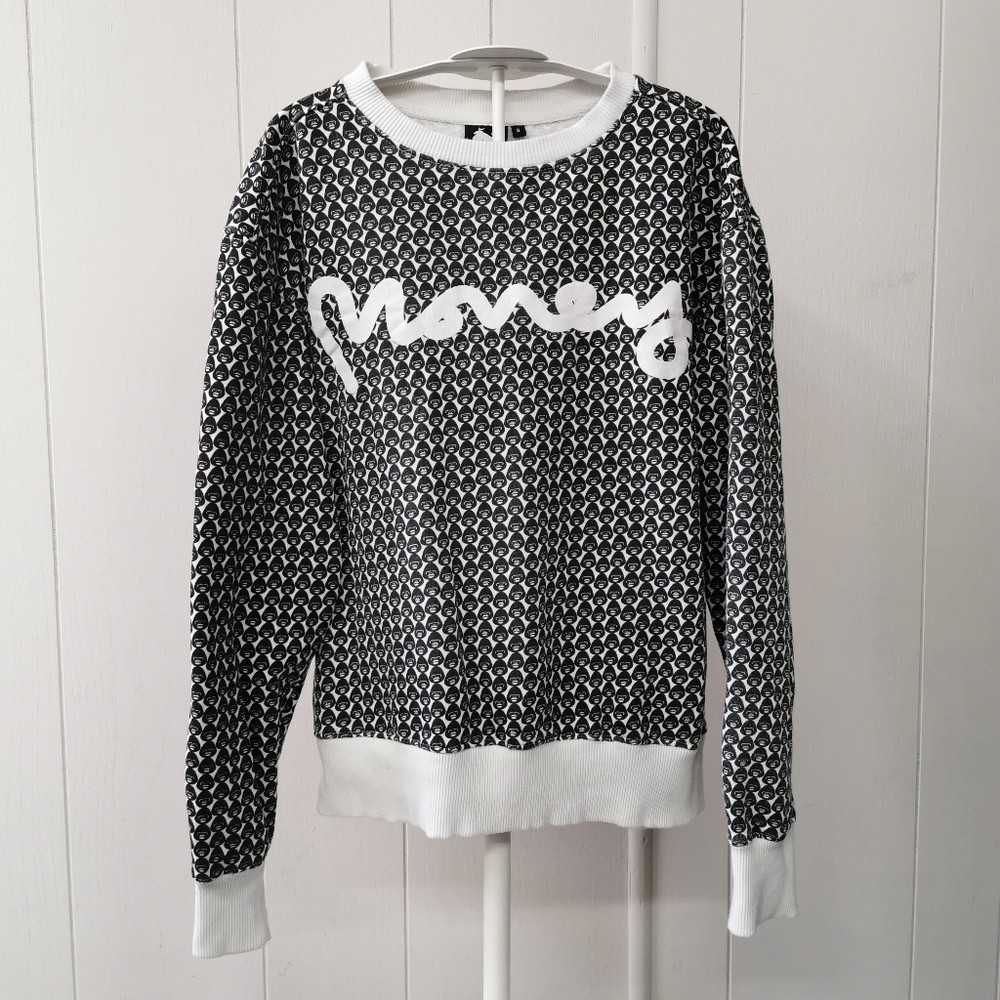 Woman's Money Sweatshirt Small